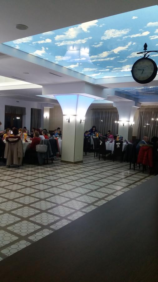 Pensiunea Georgia Lunguletu Luaran gambar